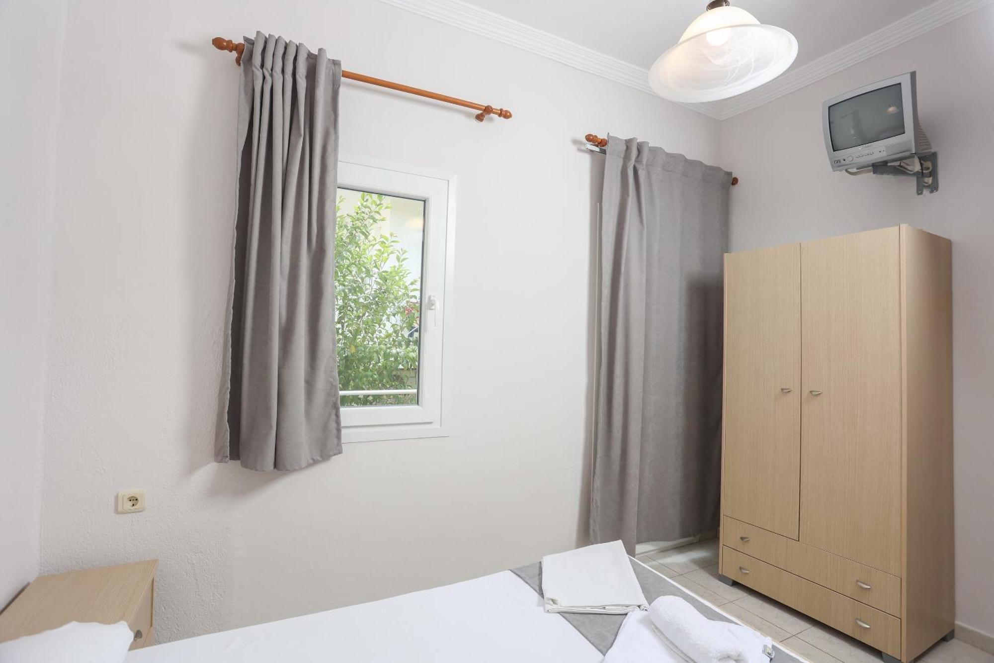 Ice Hot Rooms Pefkochori Luaran gambar